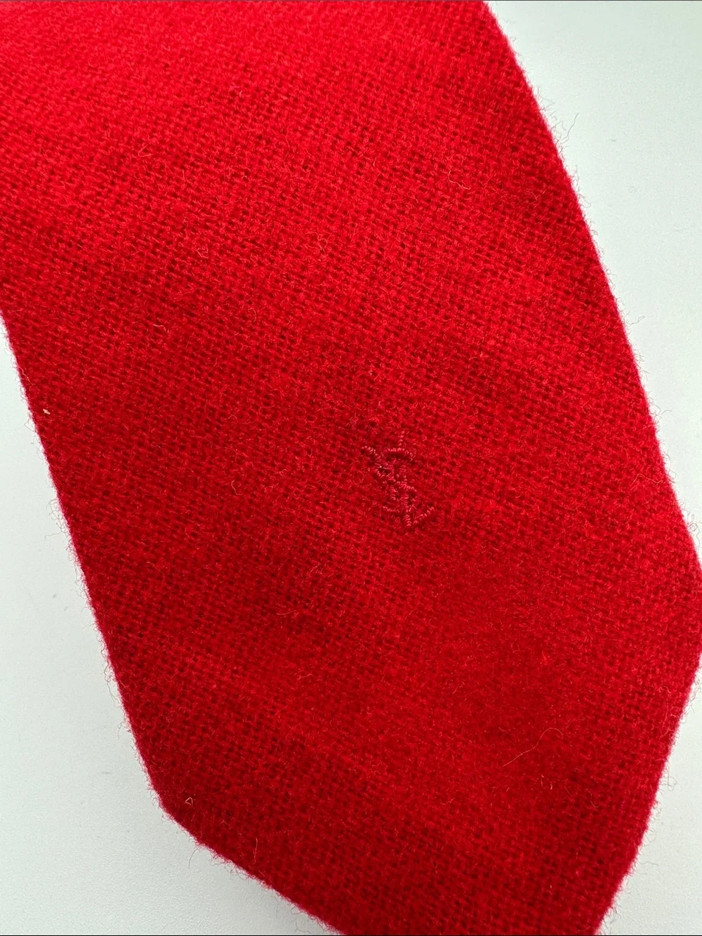 Yves Saint Laurent 56” saint